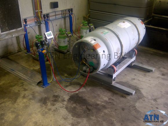 The liquid and gas will be separted and stored in these tanks.